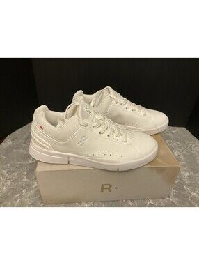 New! Womens On Cloud THE ROGER Advantage White Casual Sneakers/Shoes. Size 8.5.